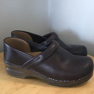 Espresso Leather Danskos